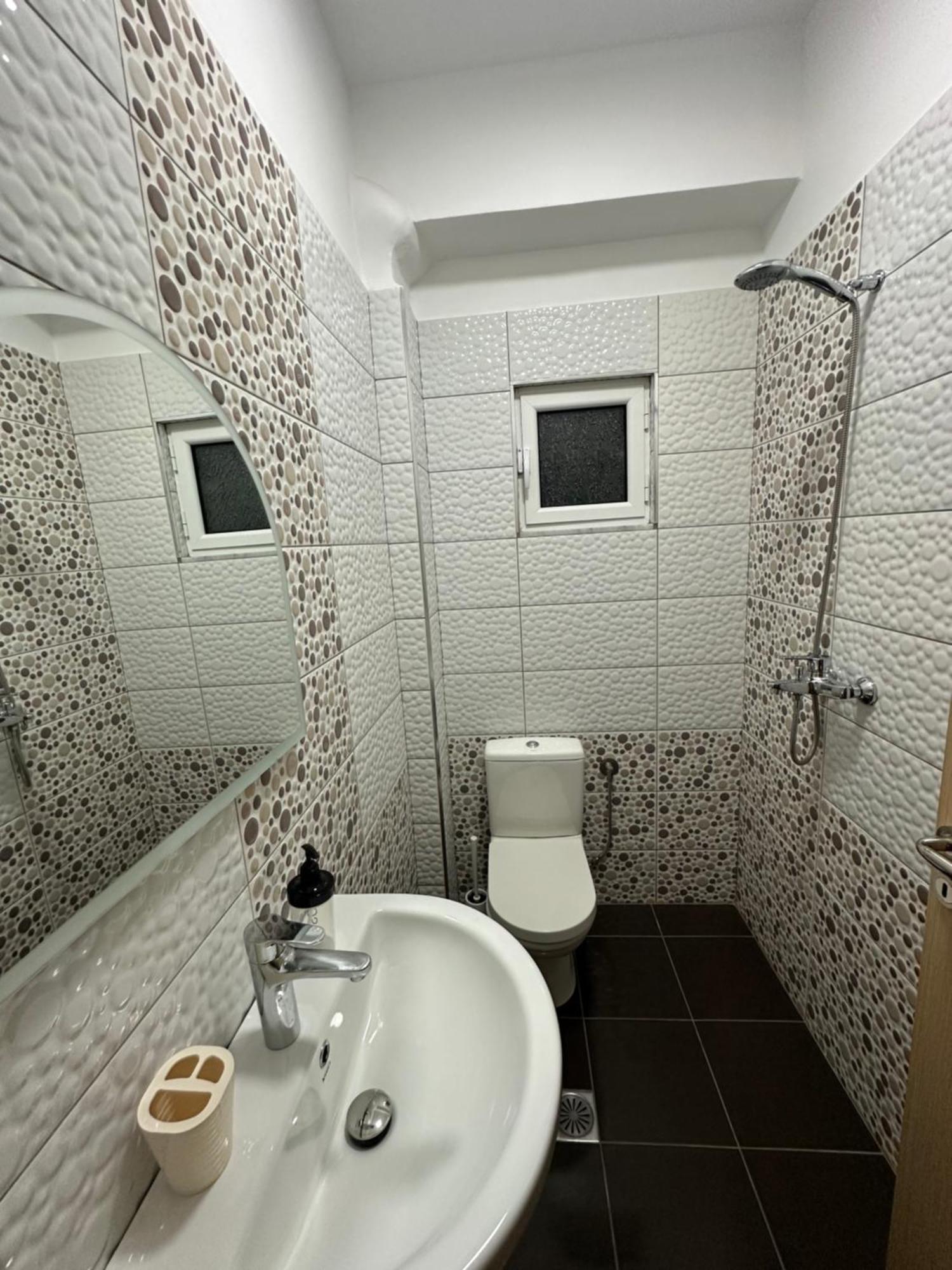 Ago Apartmán Sarandë